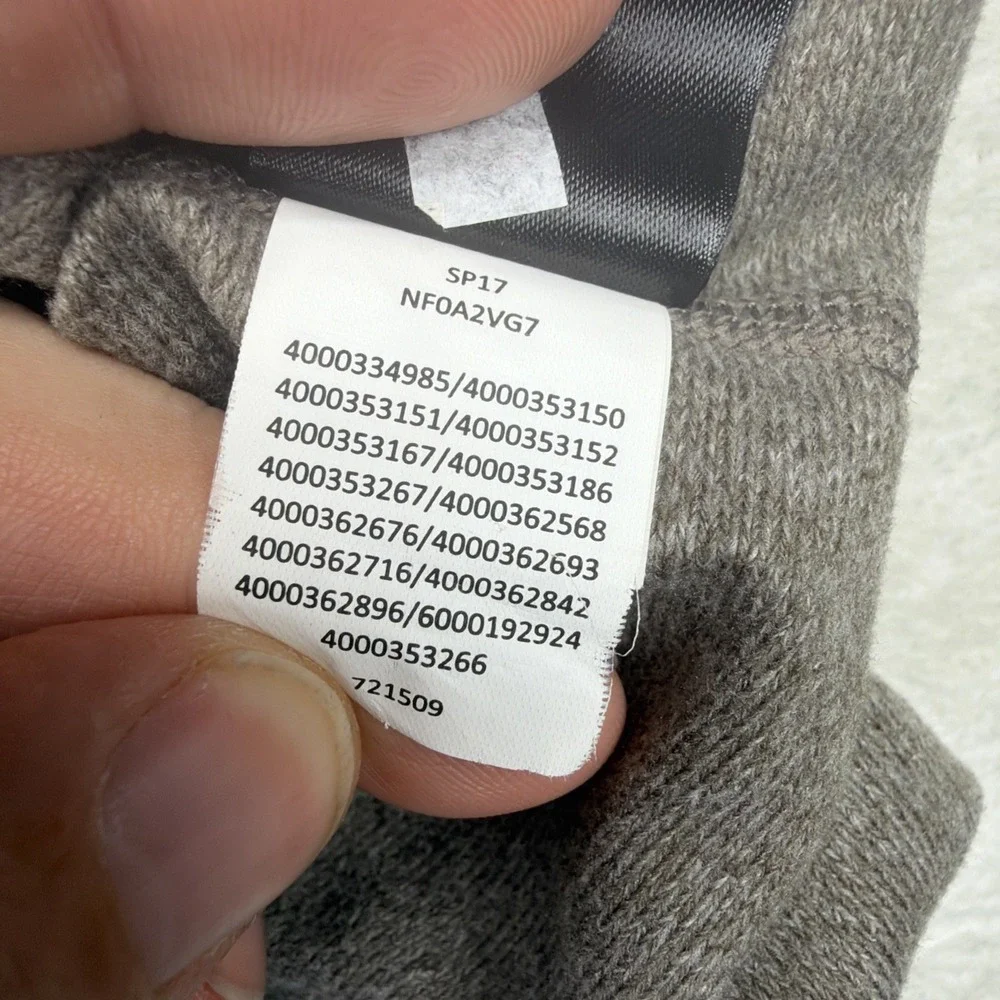 The North Face Tech Glacier 1/4 Zip Men's S Brown Fleece Pullover NF0A2VG7‎